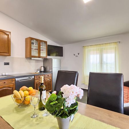 Apartments Ines Пула Екстериор снимка
