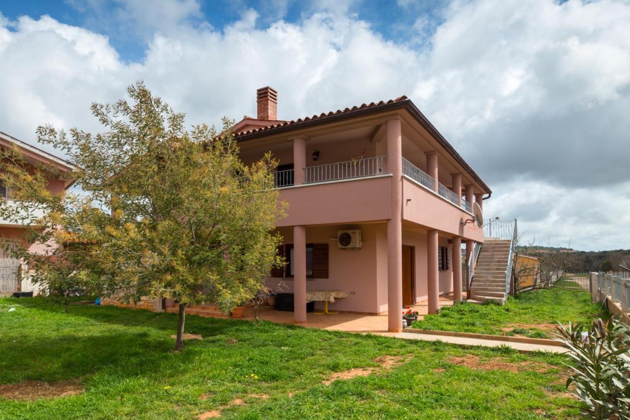Apartments Ines Пула Екстериор снимка