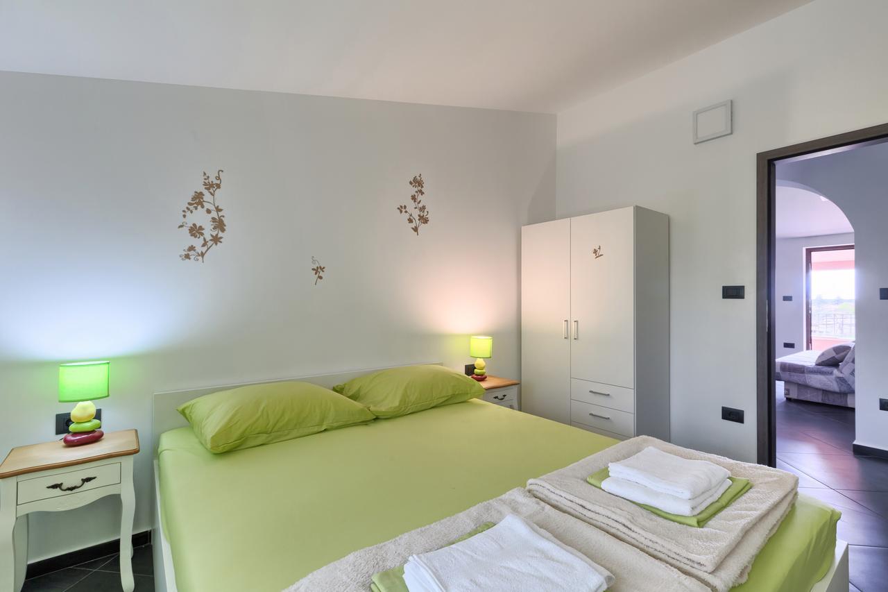 Apartments Ines Пула Екстериор снимка