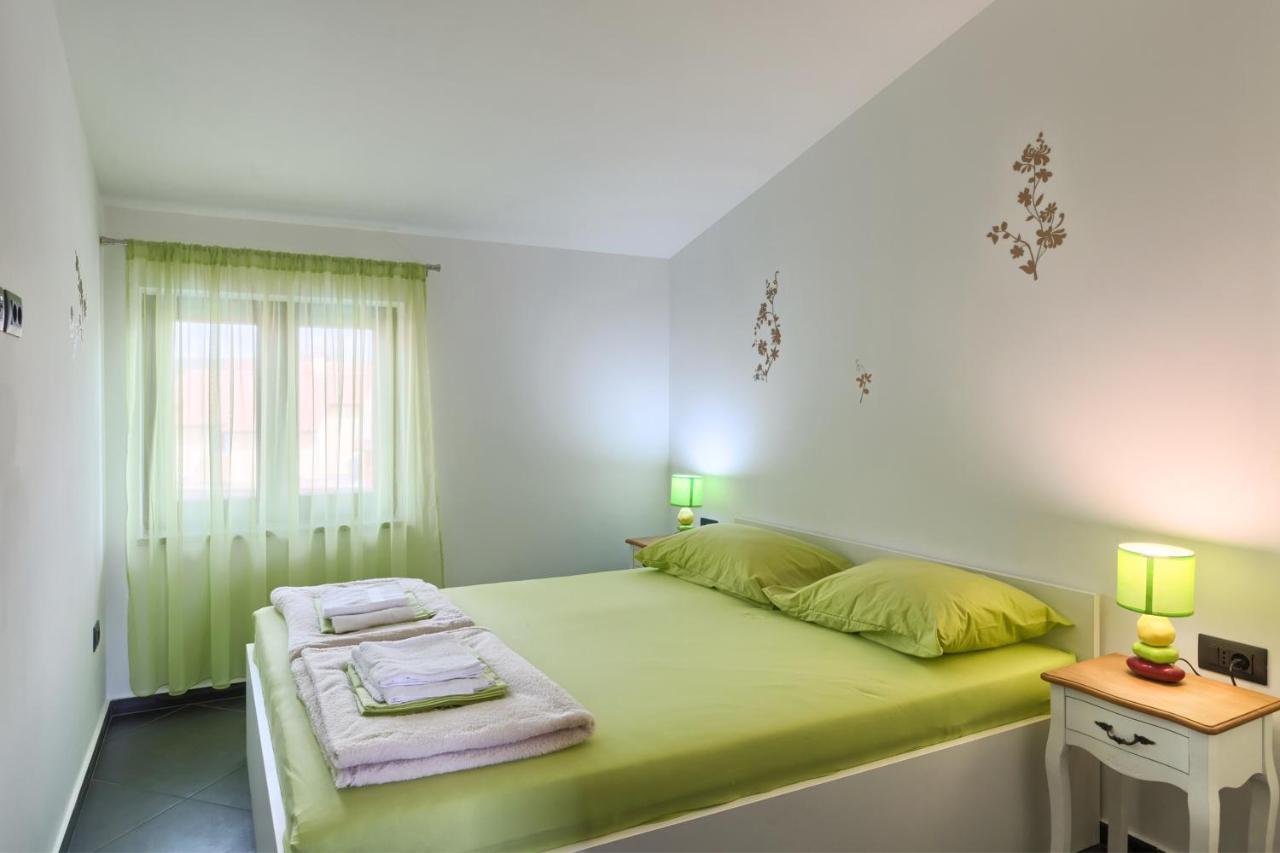 Apartments Ines Пула Екстериор снимка